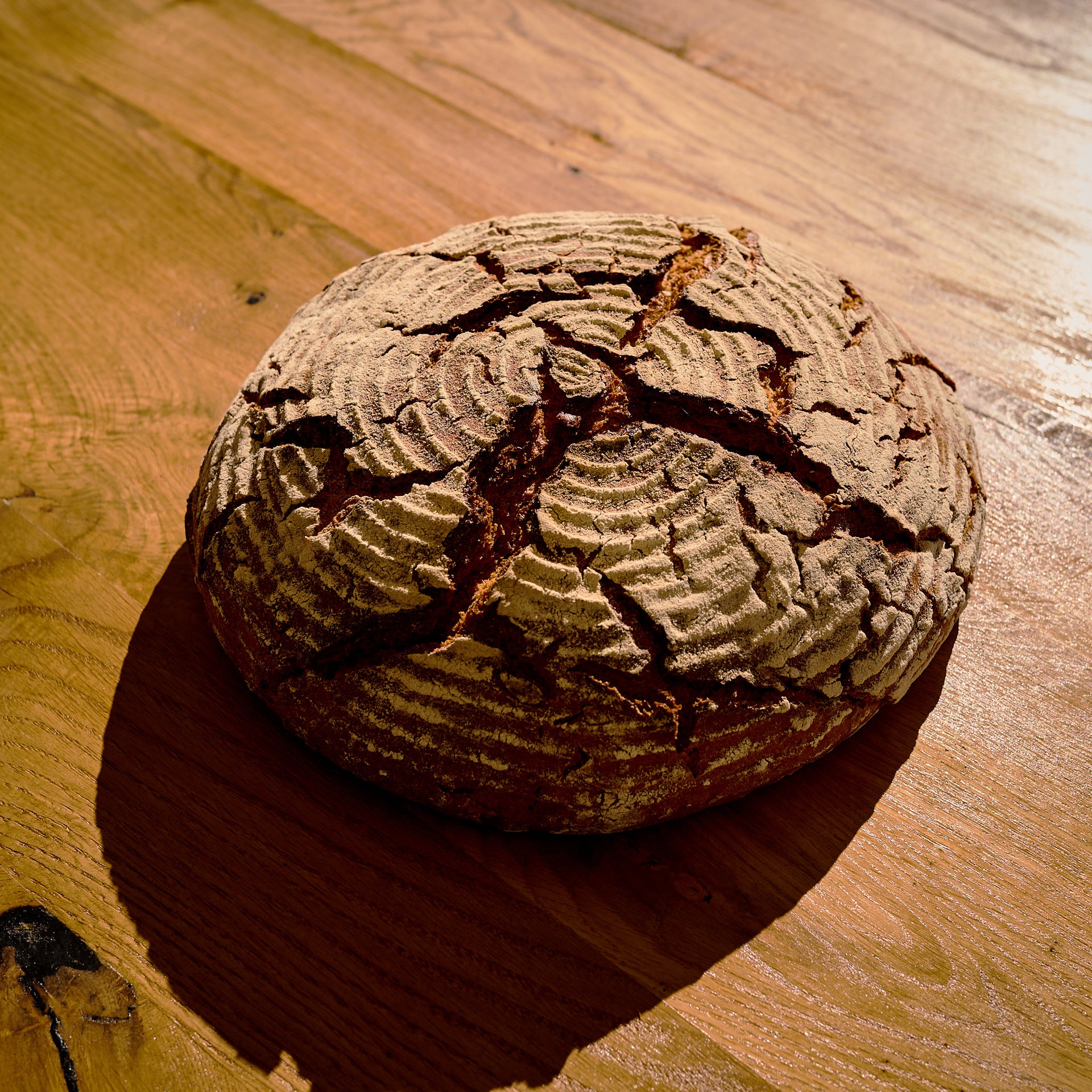 2kg Tiroler Laib – Handgemachtes Roggenmischbrot